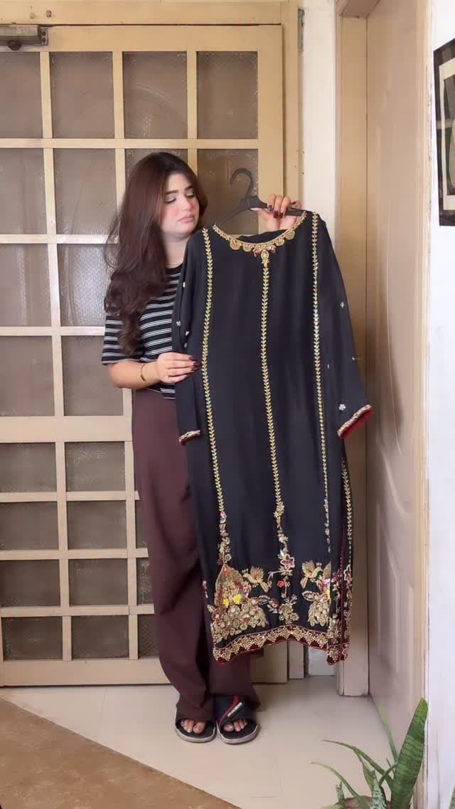 Would you style this look for a wedding, dinner event, or festive gathering? Tell us in the comments 👇 📩 DM for details and orders. Follow @hajarbynazishali for more formal wear inspiration. #hajarpk #formalwear #blackoutfit #luxurypret #pakistanifashion WeddingGuestStyle